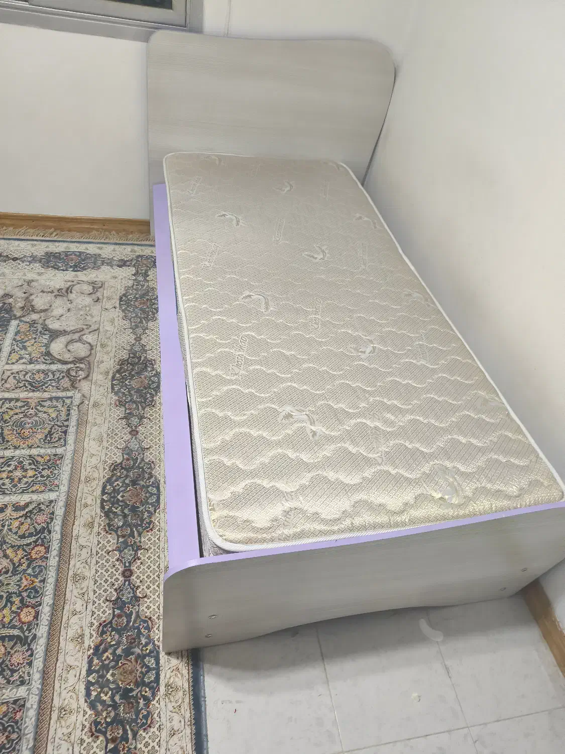 تخت یک نفره|تخت و سرویس خواب|جم, |دیوار