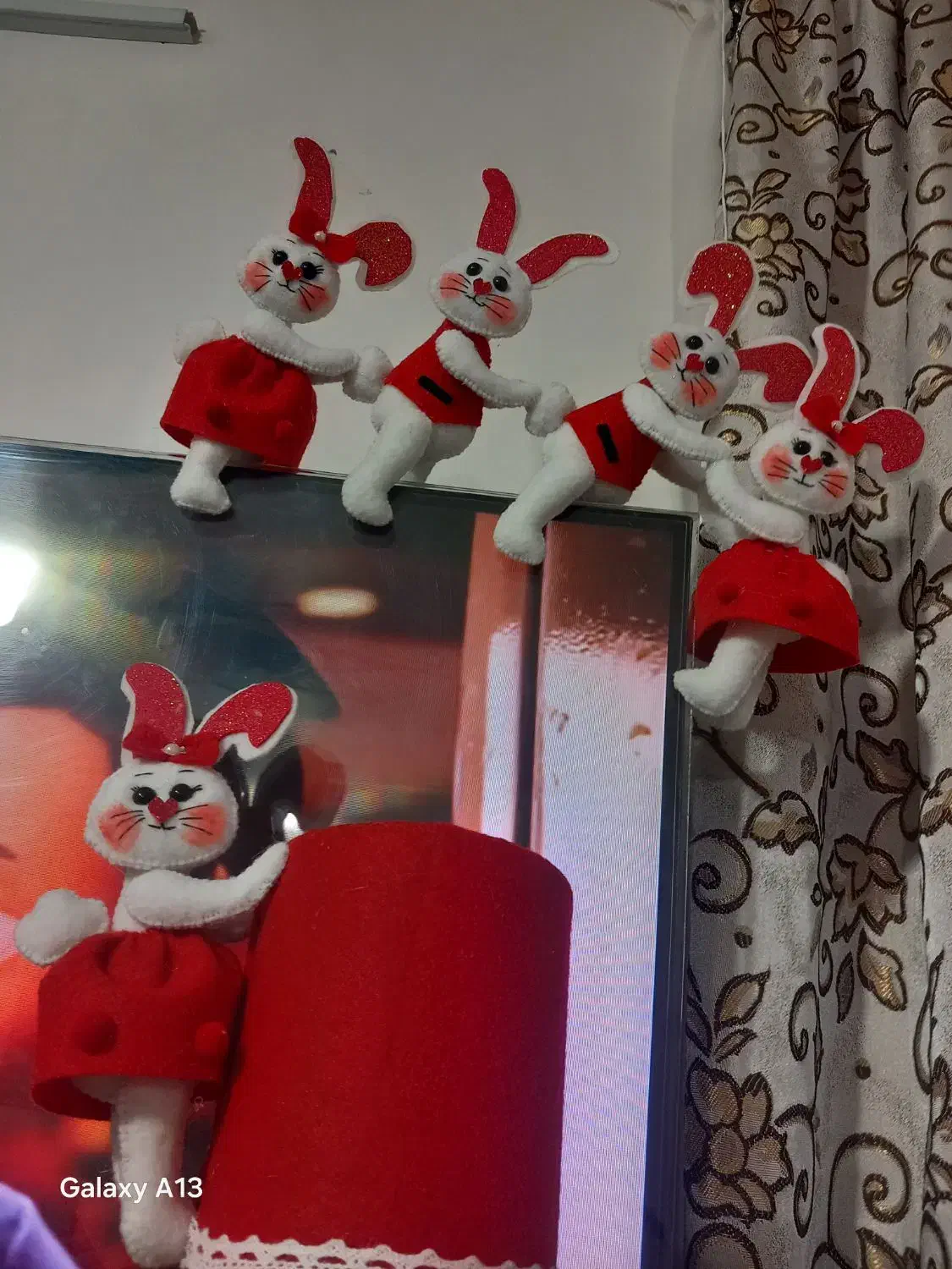 ریسه تیوی|ریسه و چراغ تزئینی|کرمان, |دیوار