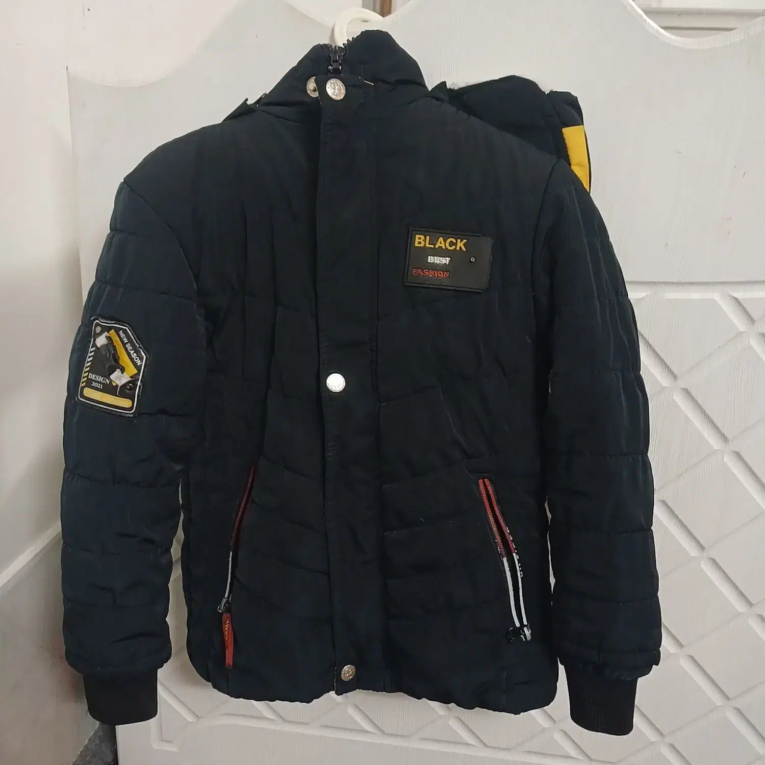 کاپشن سالم در حد نو|لباس|قم, شهدا|دیوار