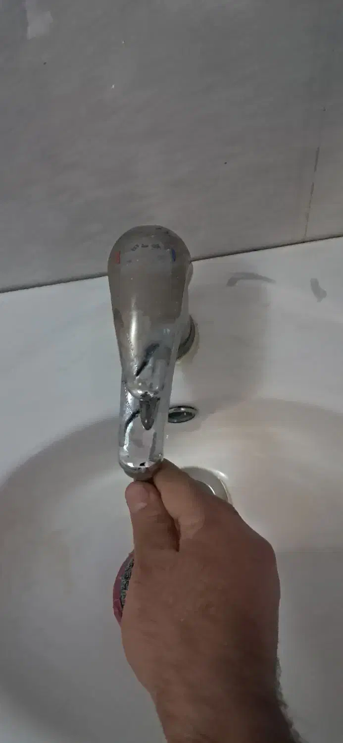 شیر آب دست دوم|لوازم سرویس بهداشتی|تهران, آهنگران (سراسیاب دولاب)|دیوار