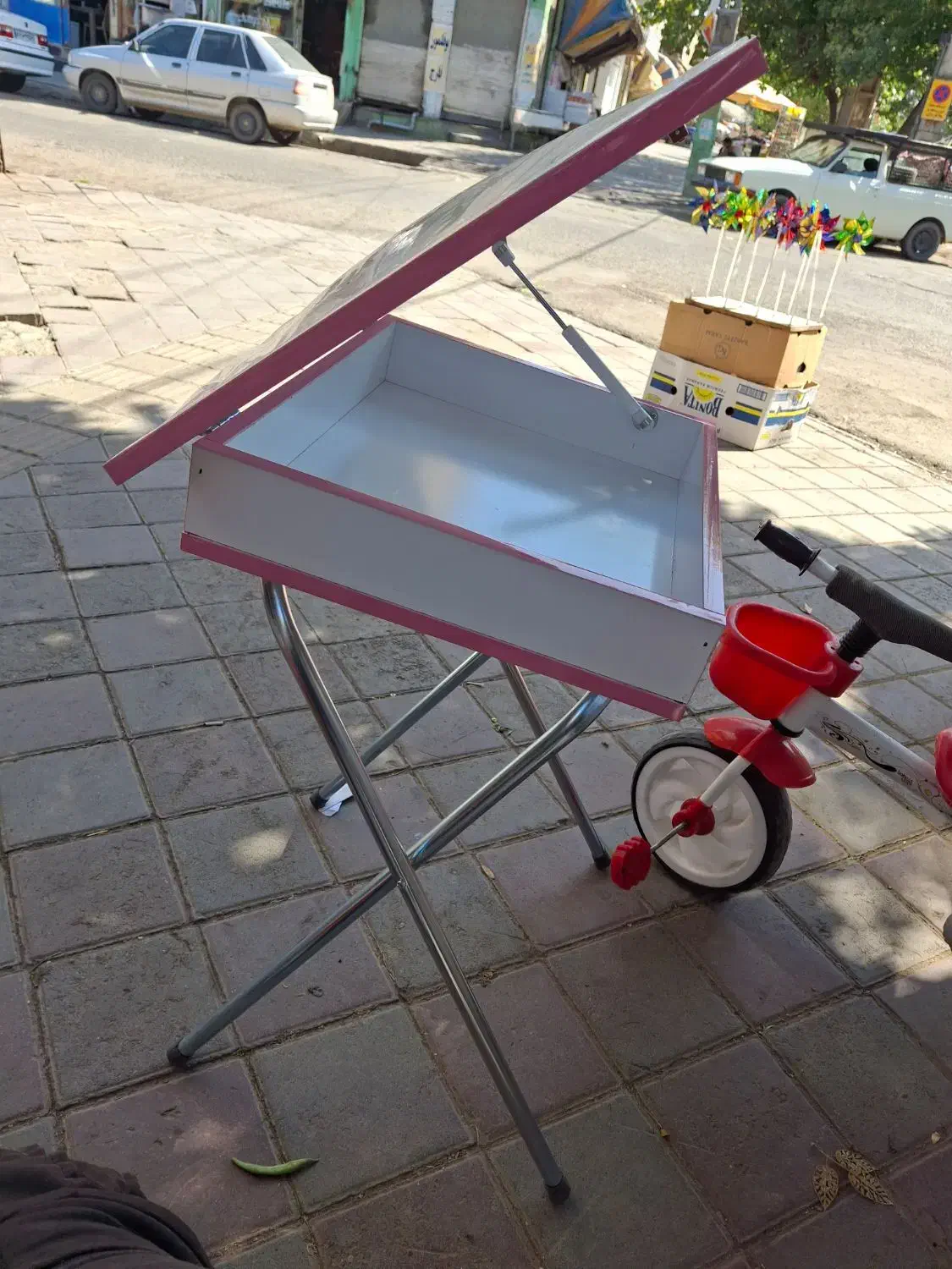 میز تحریر کرومی|اسباب و اثاث بچه|پارسآباد, |دیوار