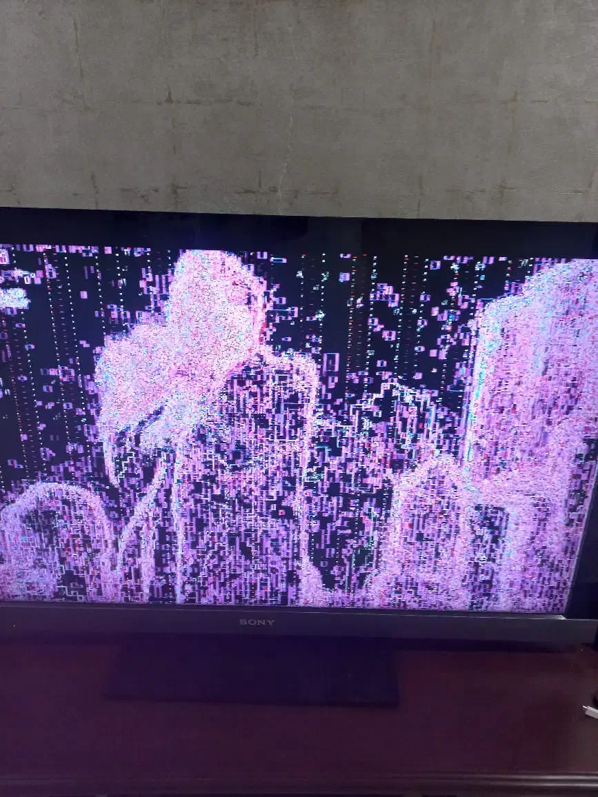 خریدار انواع تلویزیون حتی تعمیرات|تلویزیون و پروژکتور|تهران, سید خندان (جلفا)|دیوار