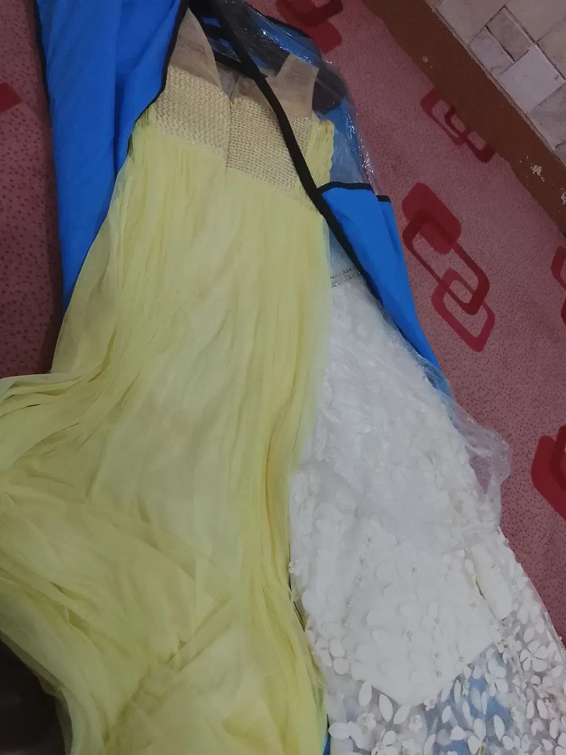 مجلسی نو.|لباس|بندر گناوه, |دیوار