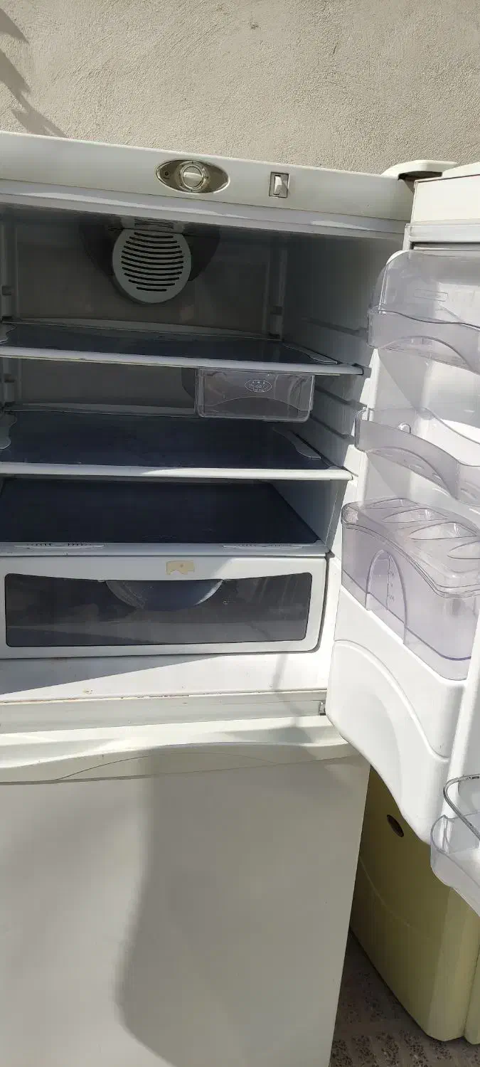 یخچال فریزر اسنوا|یخچال و فریزر|برخوار, |دیوار