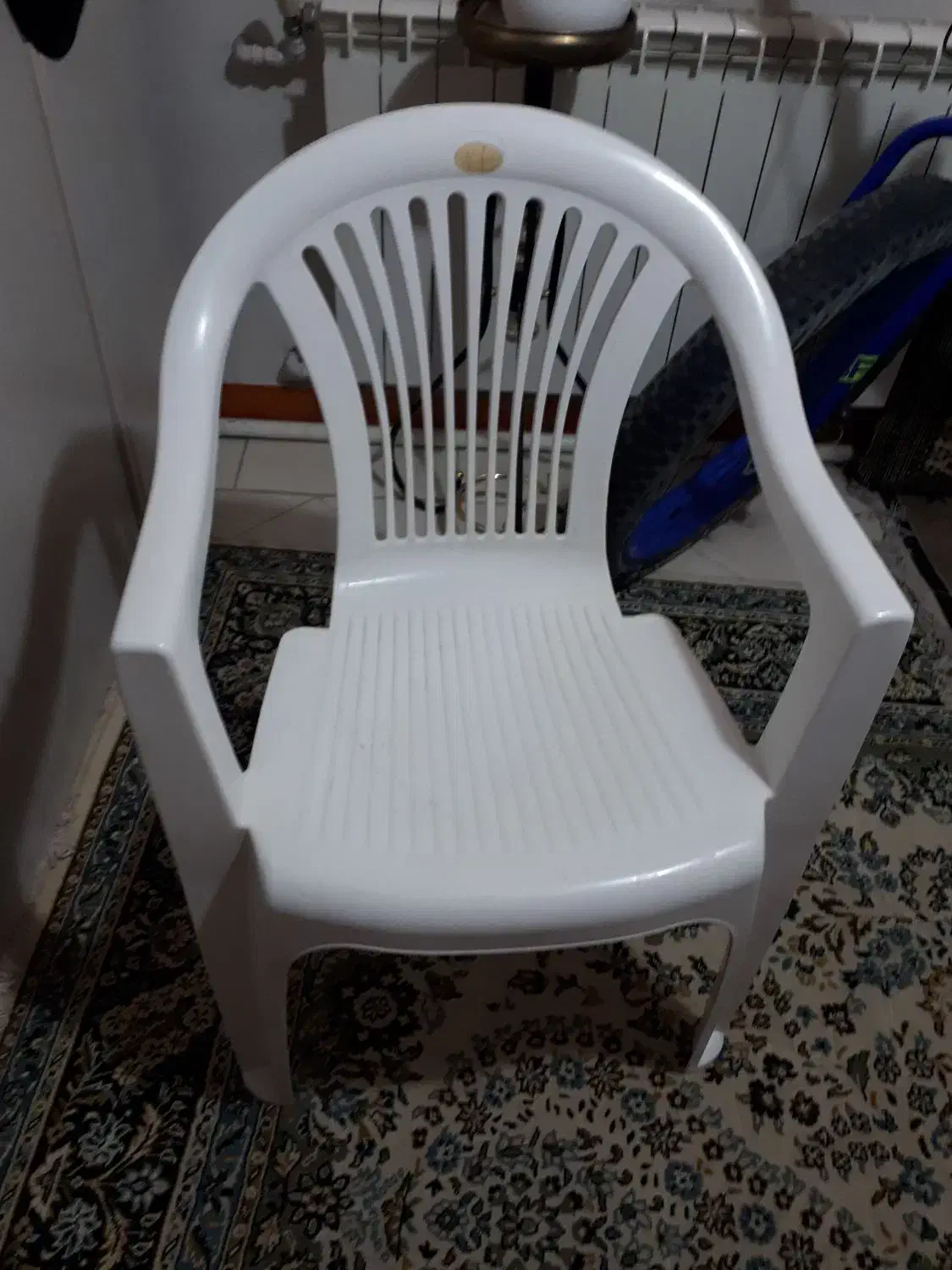 صندلی پلاستیکی|صندلی و نیمکت|سمنان, |دیوار