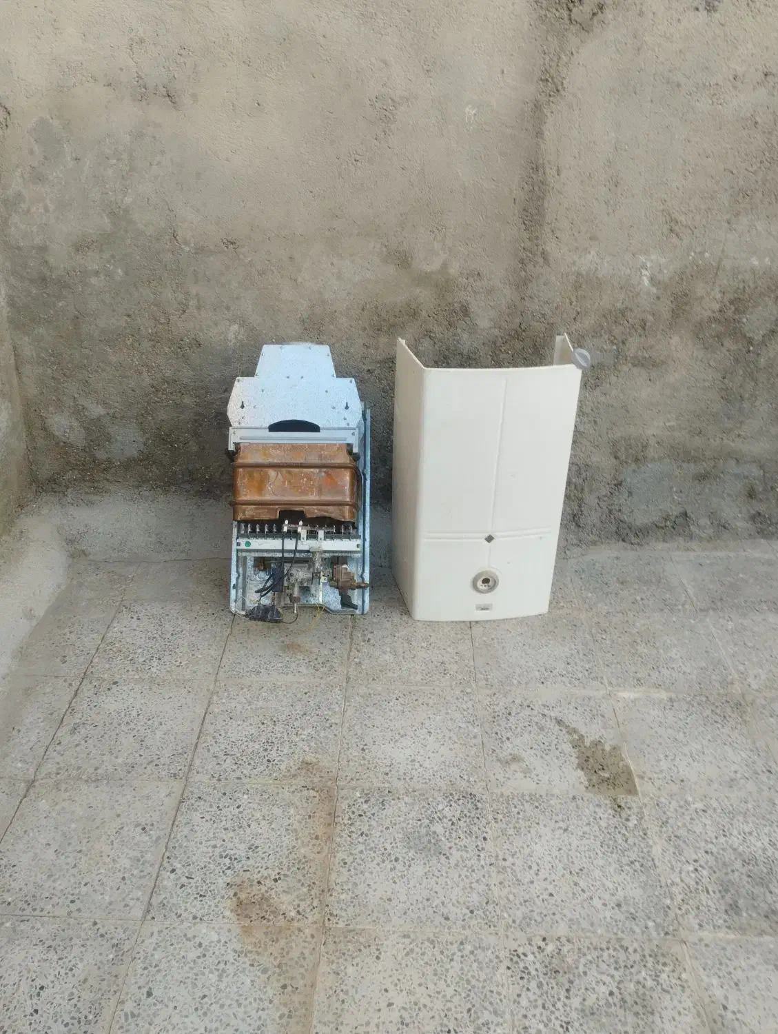 آبگرمکن گازی|آبگرمکن، پکیج، شوفاژ|ایرانشهر, |دیوار