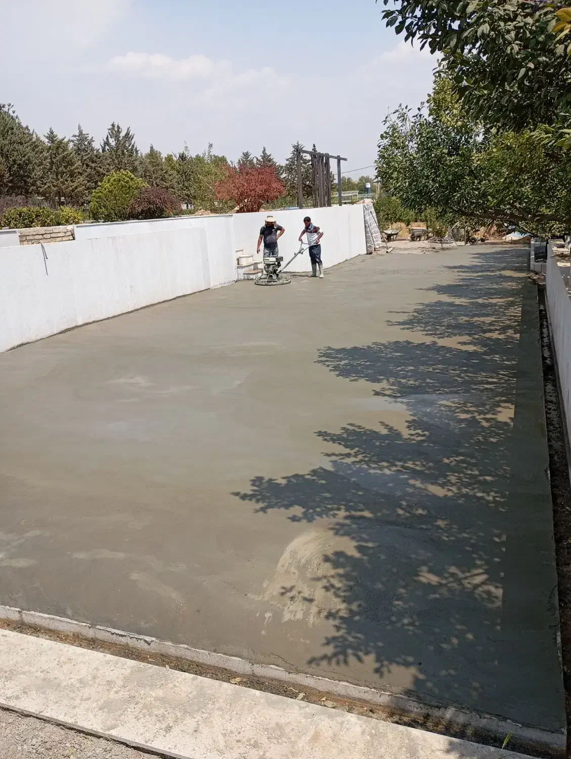 بتن ریزی دستی|خدمات پیشه و مهارت|هشتگرد, شهرک بعثت|دیوار