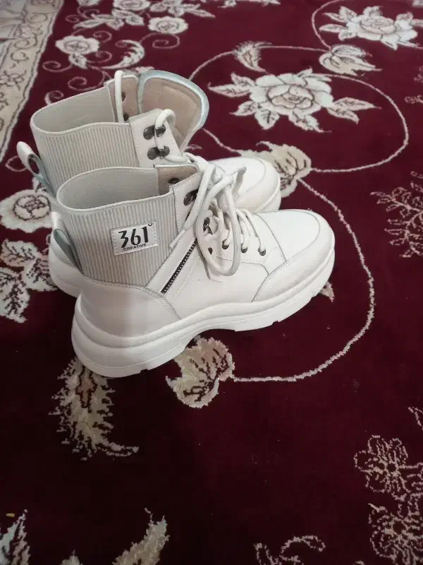 کفش زنانه سایز ۳۹|کیف، کفش، کمربند|خمینی‌شهر, |دیوار