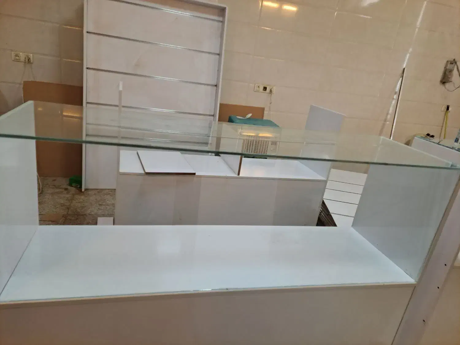 فروش دکور وویترین وطبقه ، پیشخوان|فروشگاه و مغازه|شیراز, شهرک فرزانگان|دیوار