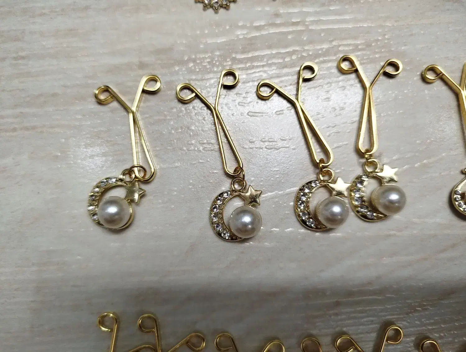 گیره روسری و دستبند و اکسسوری|بدلیجات|مشهد, سرافرازان|دیوار