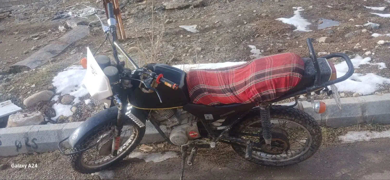 موتور سیکلت|موتورسیکلت|دیواندره, |دیوار