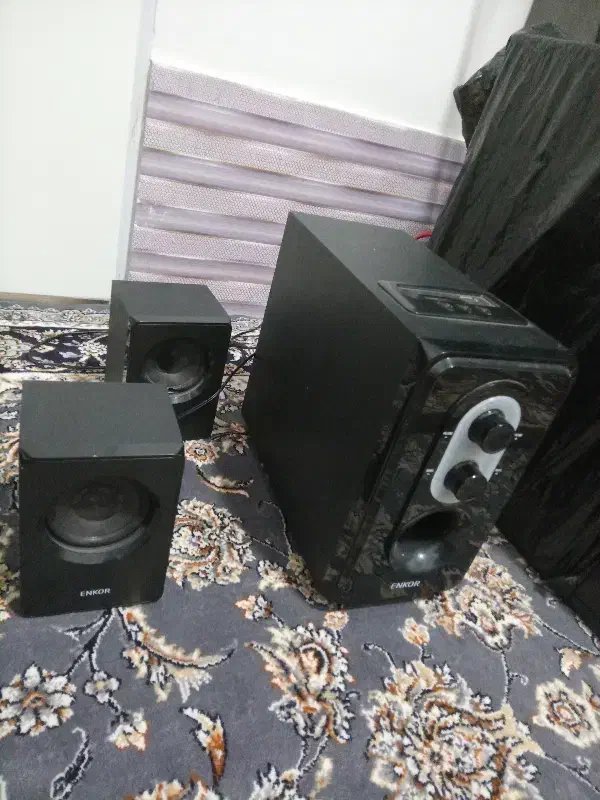 اسپیکر کامپیوتر|قطعات و لوازم جانبی رایانه|شبستر, |دیوار