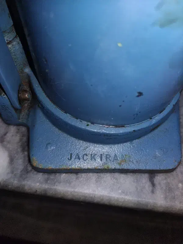 جک روغنی ده تنی و ۳۰ تنی و بکس بادی|ابزارآلات|شیراز, شهرک ترکان|دیوار