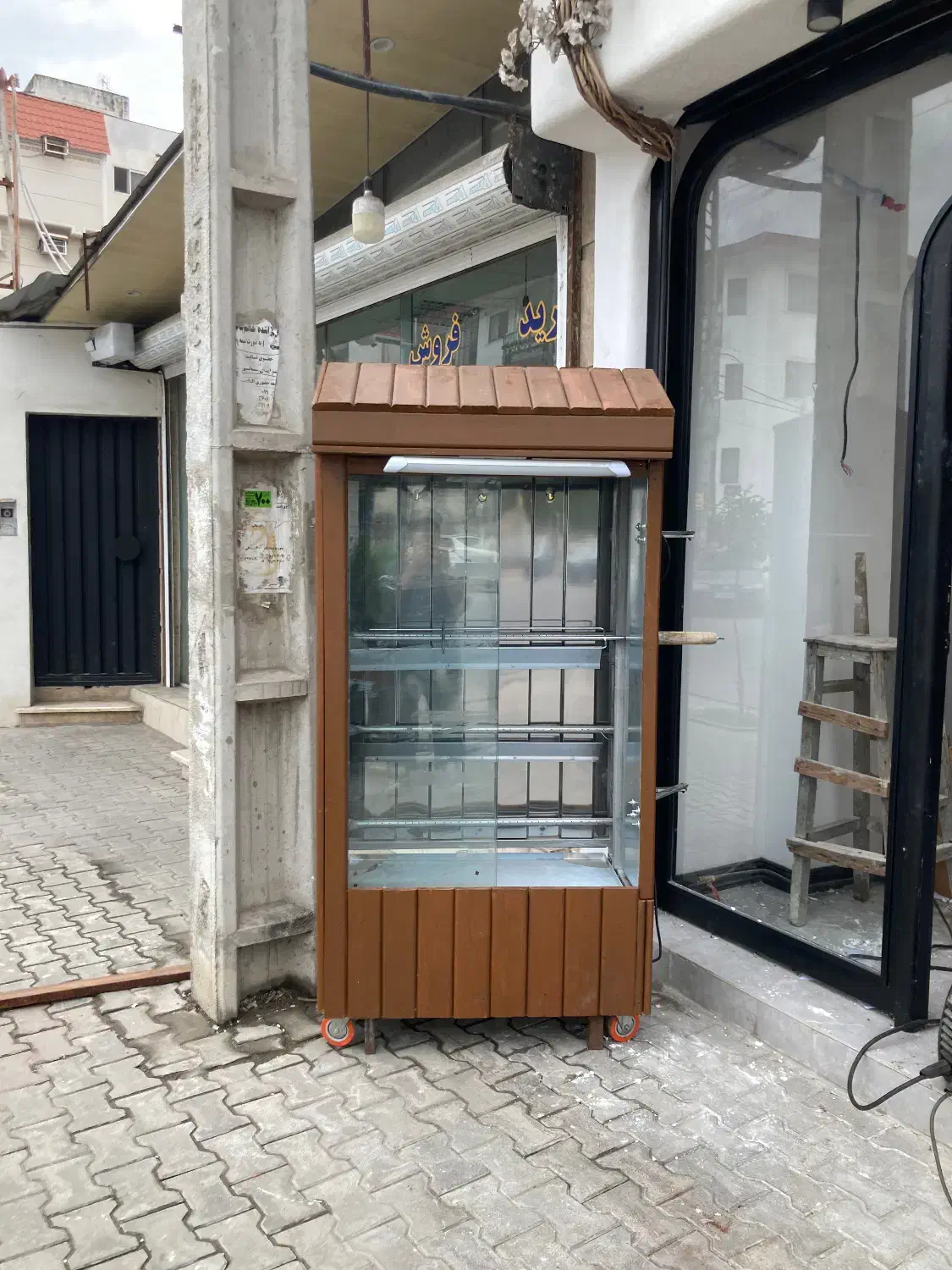 دستگاه پاچینی شیش سیخ|کافیشاپ و رستوران|نوشهر, |دیوار