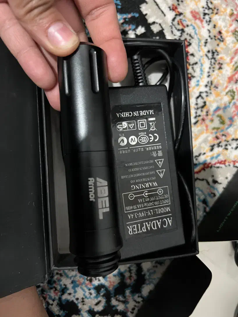 دستگاه تاتو‌بدن|آرایشگاه و سالن‌های زیبایی|سردشت, |دیوار