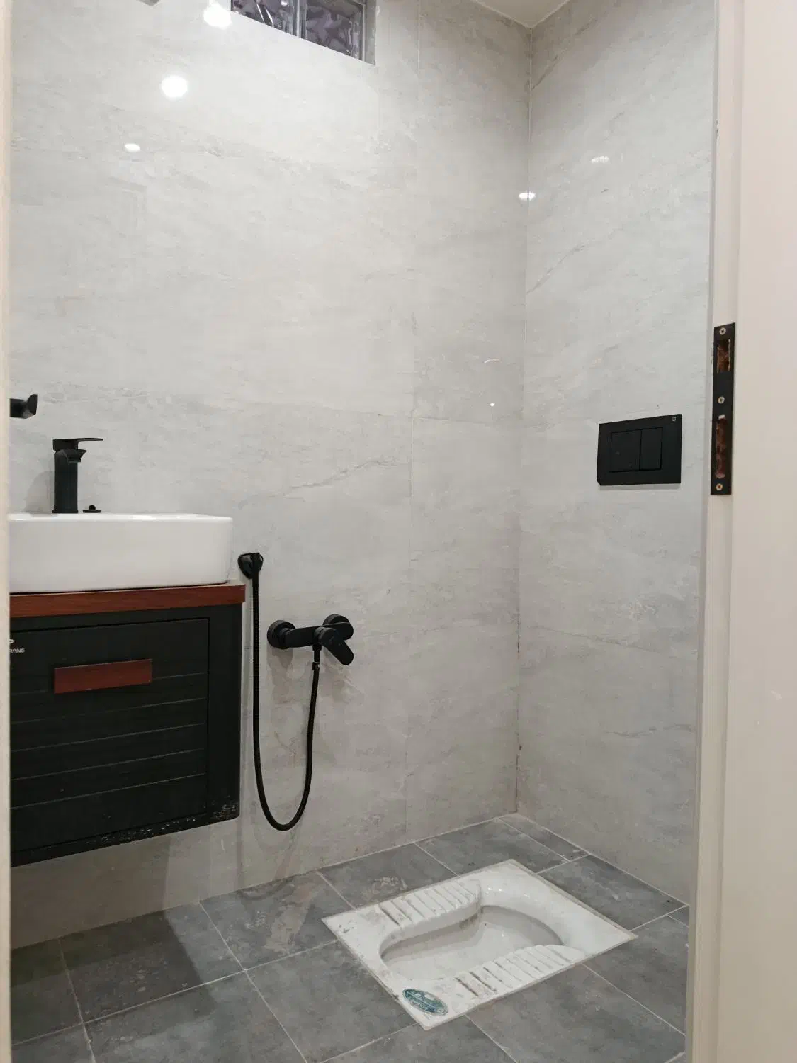 ۱۰۵ متری فول امکانات تکواحدی نوساز نارمک