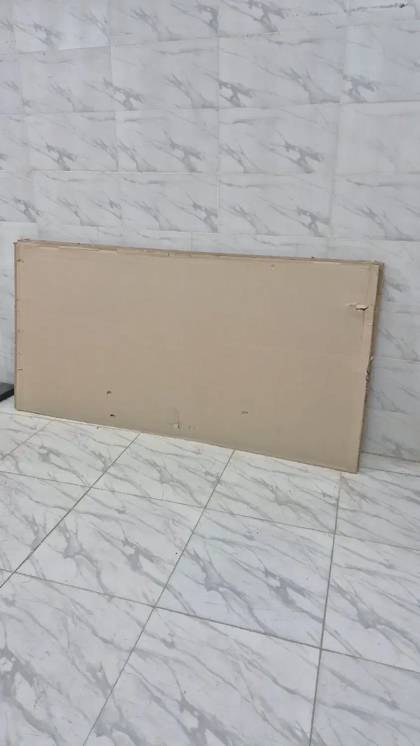 کارتن ۲۱۰*۱۲۰|ابزارآلات|اسفراین, |دیوار