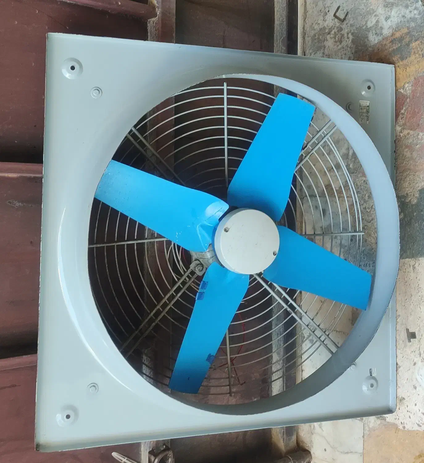 تهویه ۵۰ در ۵۰ در حد نو|پنکه و تصفیه‌کنندهٔ هوا|گنبد کاووس, |دیوار