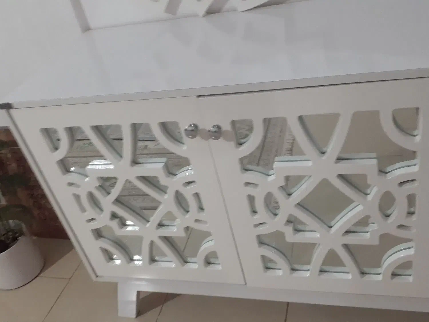 میز کنسول آینه ای جدید|بوفه، ویترین، کنسول|قوچان, |دیوار