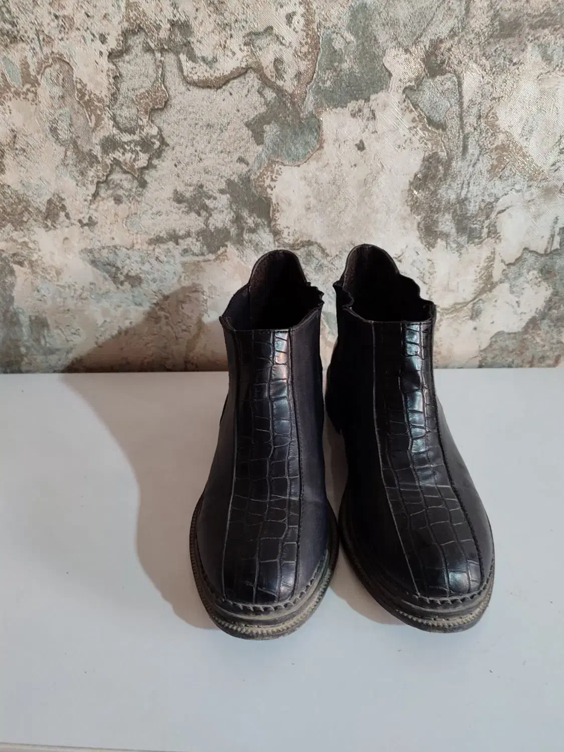 کفش|کیف، کفش، کمربند|سمنان, |دیوار