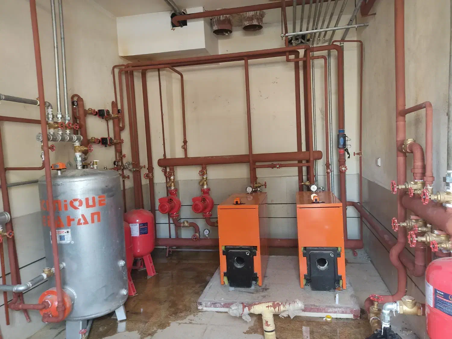 گاز رسانی ،تاسیسات موتورخانه، پکیج|آبگرمکن، پکیج، شوفاژ|شهرکرد, |دیوار