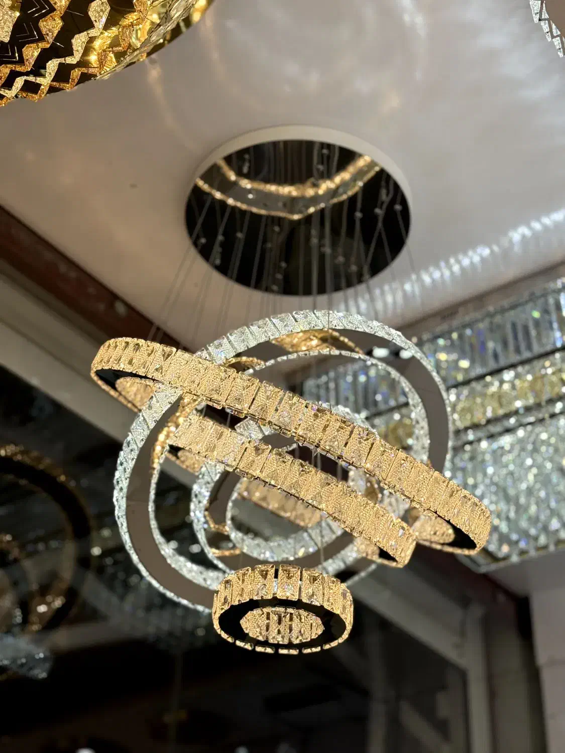 لوستر|لوستر و چراغ آویز|بندر کنگان, |دیوار