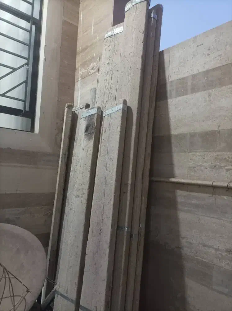 چهار پایه و تخته برای کارهای ساختمانی اجاره‌ای|مصالح و تجهیزات ساختمان|یزد, |دیوار