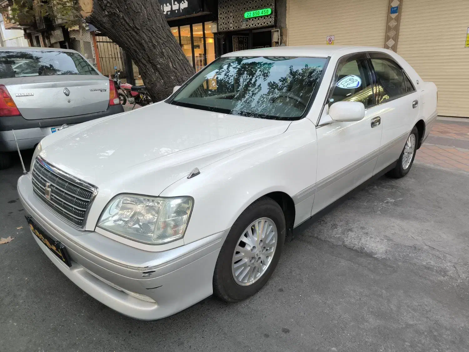 تویوتا کراون مدل ۲۰۰۱ بی رنگ استثنایی|خودرو سواری و وانت|تهران, مهران (سیدخندان)|دیوار