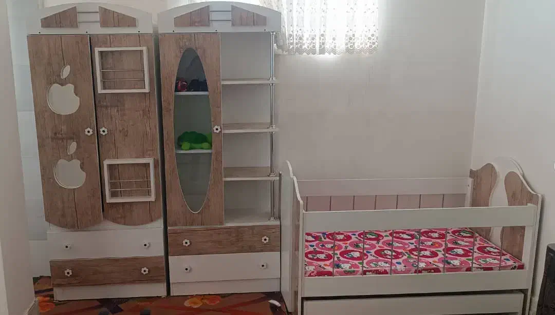 ویترین تخت کمد|بوفه، ویترین، کنسول|لردگان, |دیوار