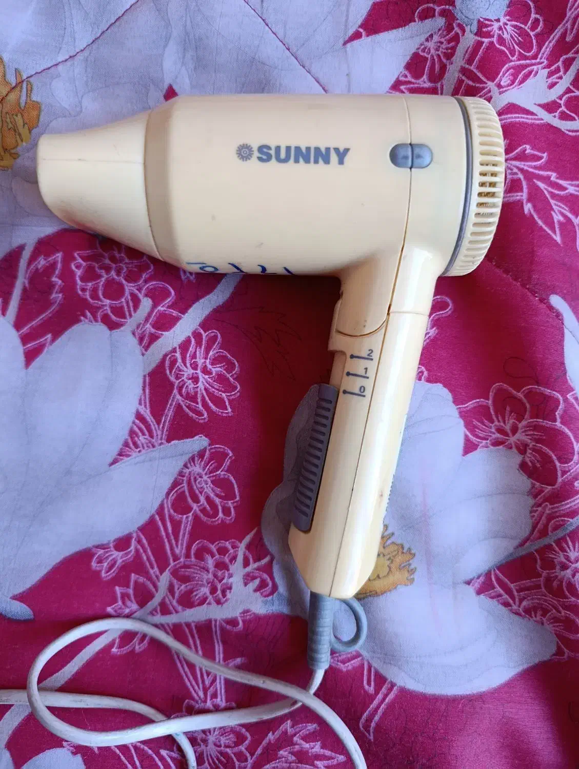 سشوار|آرایشگاه و سالن‌های زیبایی|نجف‌آباد, باهنر|دیوار