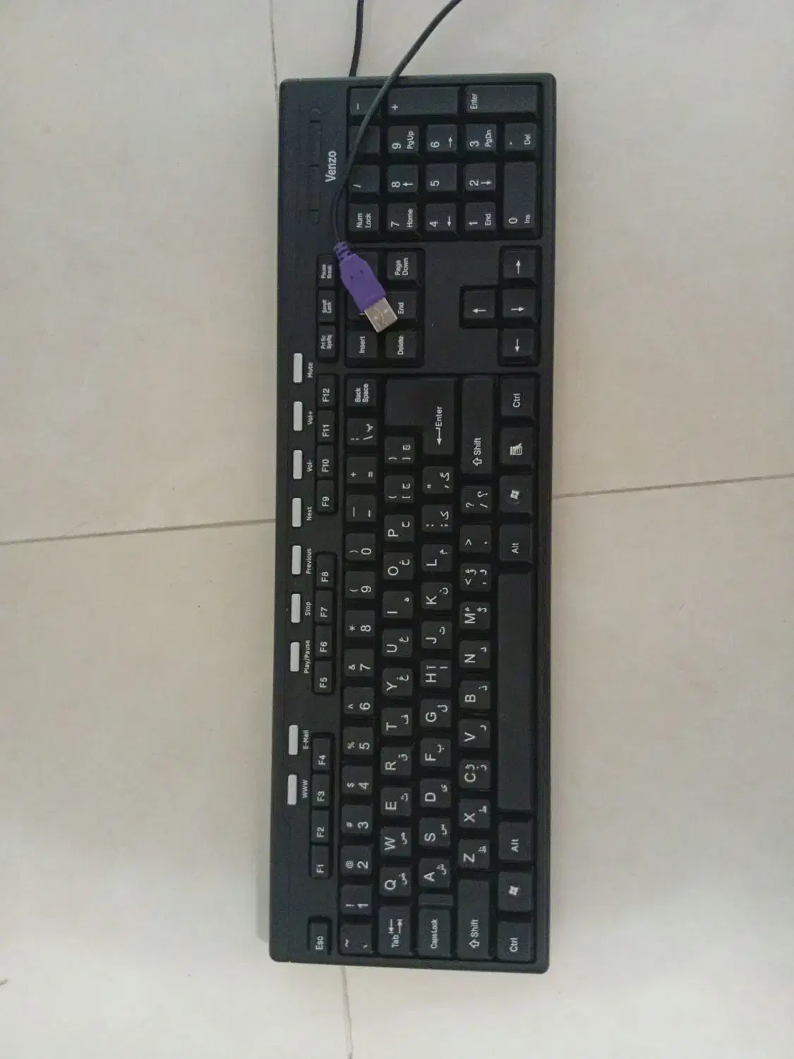 کیبورد درحد نو بدون یک مو خط|قطعات و لوازم جانبی رایانه|قروه, |دیوار