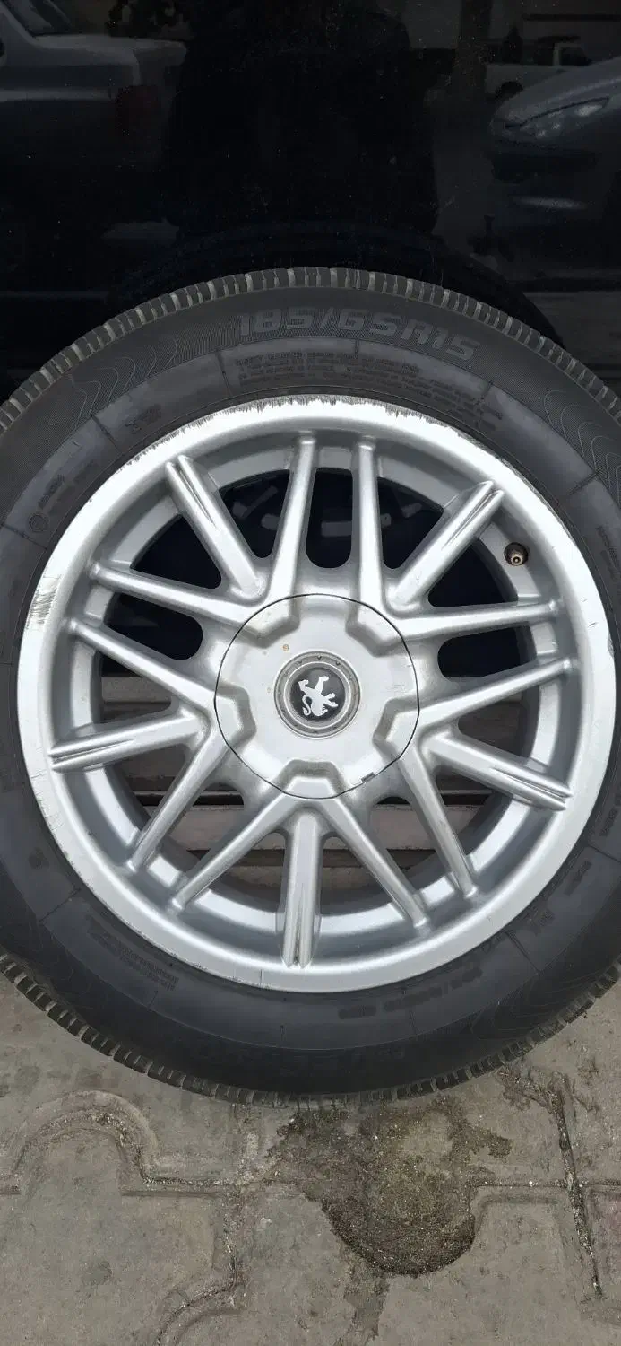 رینگ خرچنگی و لاستیک خارجی|قطعات یدکی و لوازم جانبی|شاهینشهر, خانه کارگر|دیوار