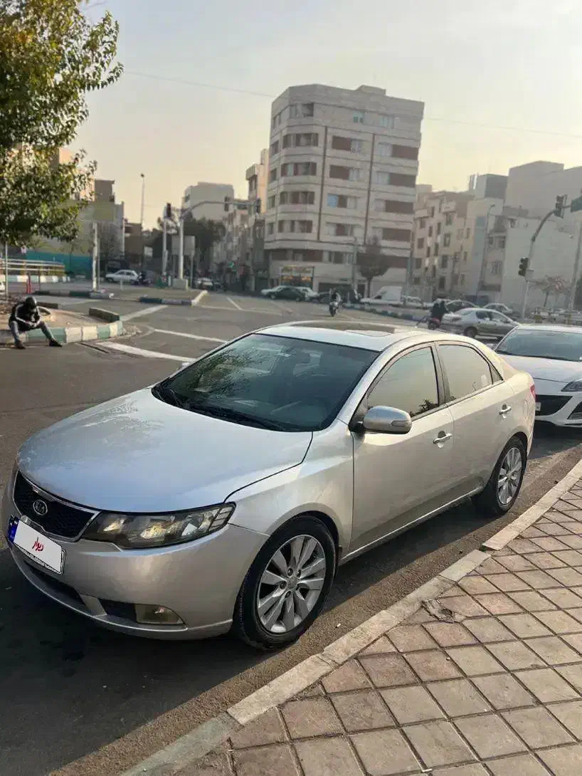 سراتو 2010 وارداتی فول ترین نسخه بسیار سالم|خودرو سواری و وانت|تهران, فردوس|دیوار