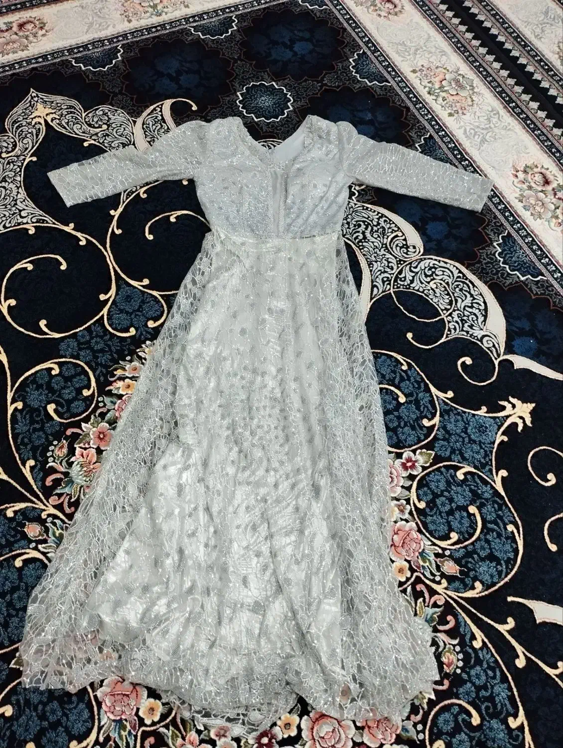 پیرهن|لباس|کوهدشت, |دیوار