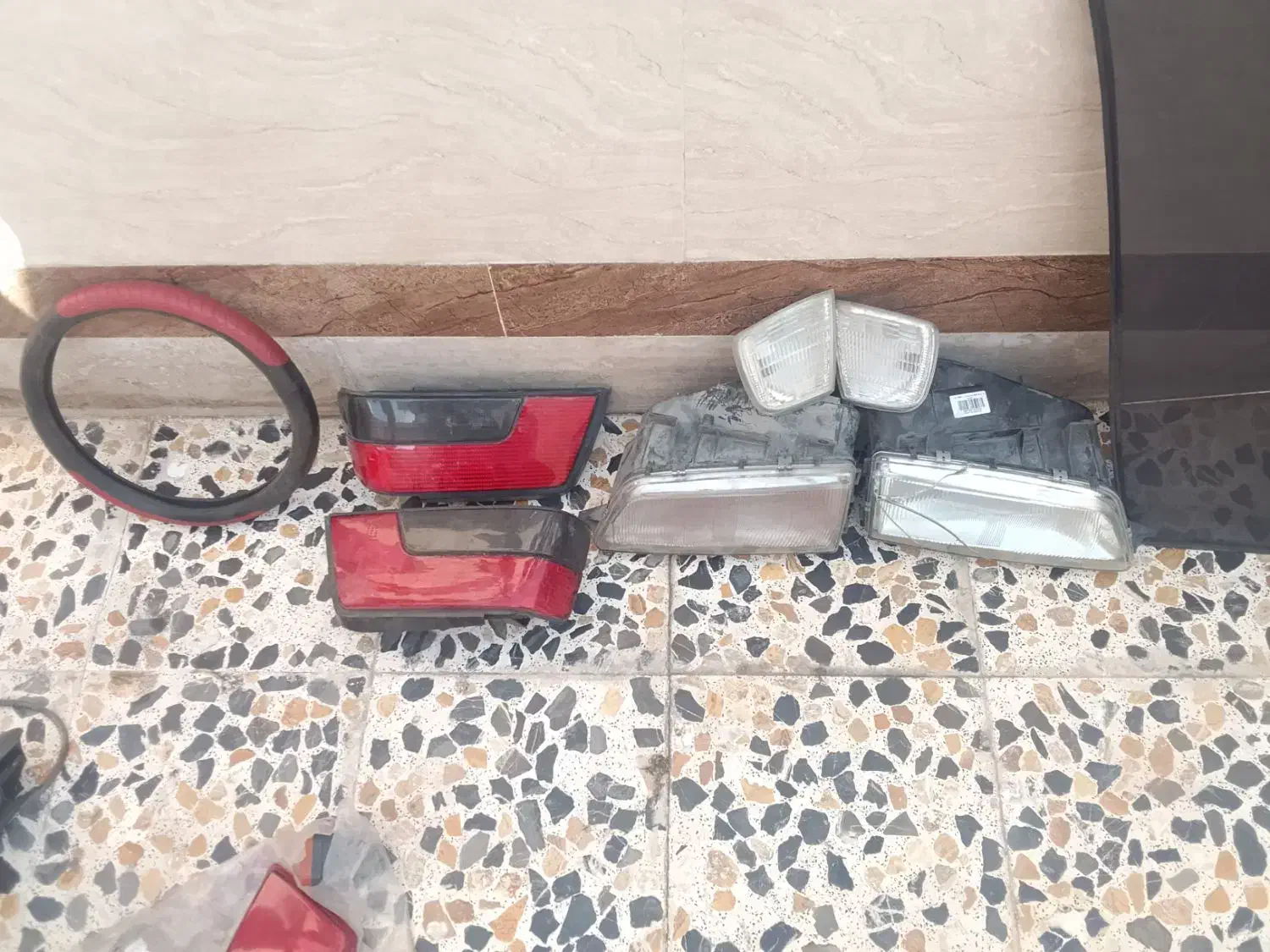 چراغ و خطر و رینگ پلاستیک طلق اسپرت|قطعات یدکی و لوازم جانبی|خمینیشهر, |دیوار