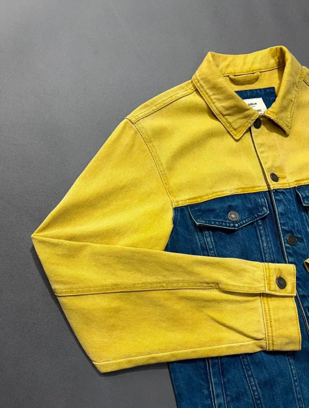 کت جین اورجینال برند Pull&Bear|لباس|رشت, منظریه|دیوار