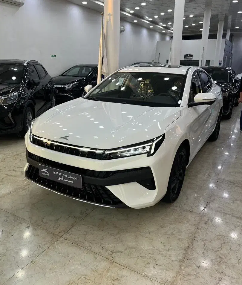 ثبت نام KMC J7//کی ام سی جی7**نمایندگی مرادی|خودرو سواری و وانت|تهران, مجیدیه|دیوار