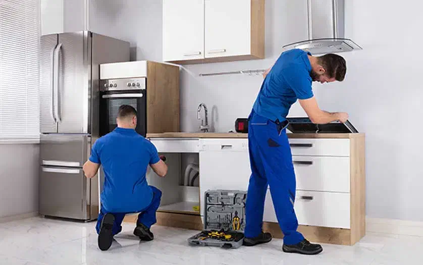 تعمیر کابینت و مصنوعات چوبی در منزل فوری|خدمات پیشه و مهارت|مشهد, نوید|دیوار