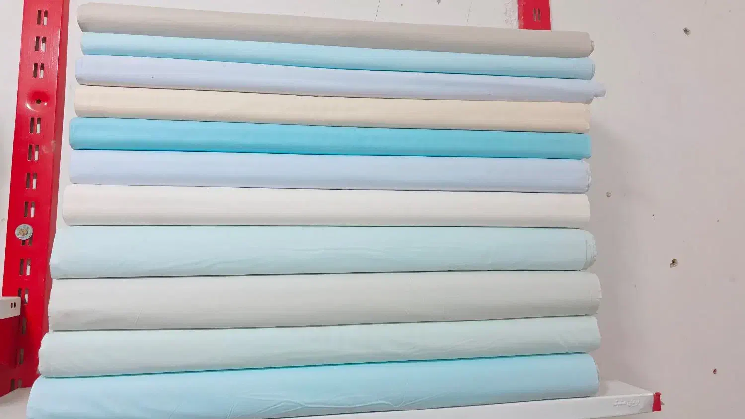 پارچه وچرخ خیاطی وسایل خیاطی کامل|لوازم خیاطی و بافتنی|زابل, |دیوار