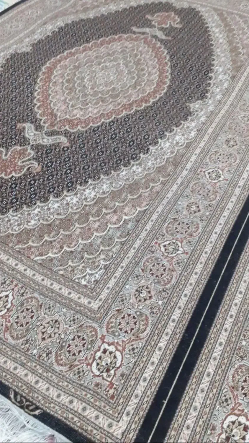 تازه تمام کردم ۱۳متن حاشیه افسری نخ کمال ملک|فرش|مراغه, |دیوار