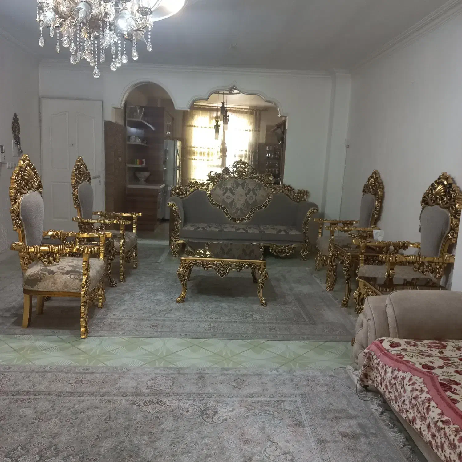 مبل سلطنتی|مبلمان خانگی و میز عسلی|تهران, بهداشت|دیوار