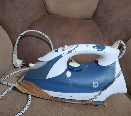 یک عدداتوسالم|اتو و لوازم اتو|نیشابور, سرآب کوشک|دیوار