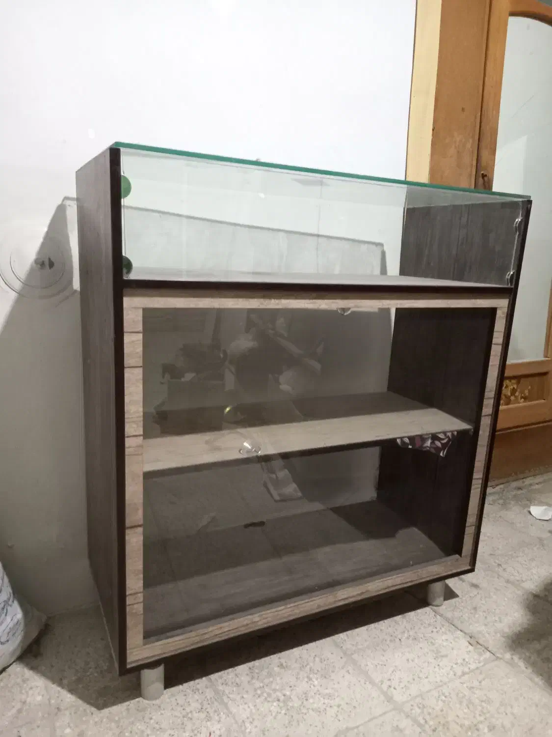 ویترین ایستاده MDF|بوفه، ویترین، کنسول|آباده, |دیوار