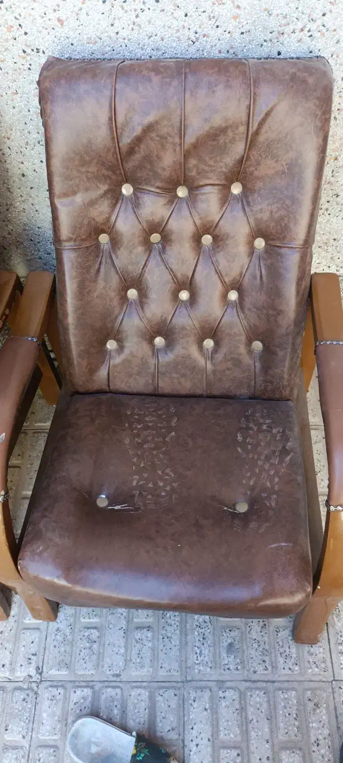 وسایل دفتر|لوازم التحریر|نی‌ریز, |دیوار