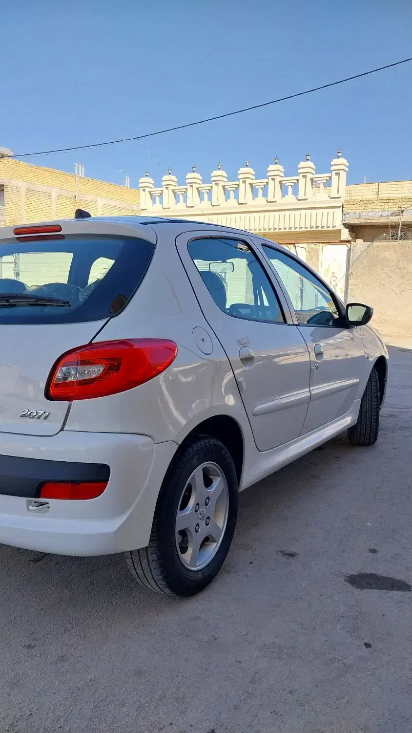 پژو۲۰۷پانا مدل ۴۰۲|خودرو سواری و وانت|فیروزآباد (فارس), |دیوار