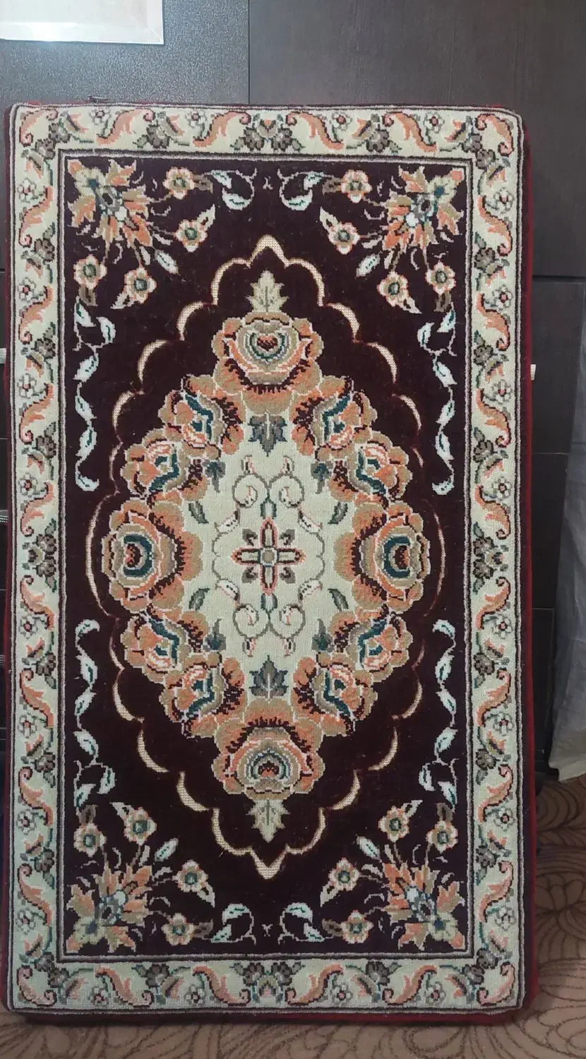 پشتی|پشتی|قم, پردیسان|دیوار