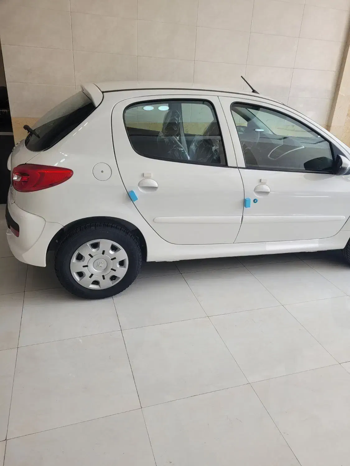 پژو ۲۰۷ صفر|خودرو سواری و وانت|تبریز, |دیوار