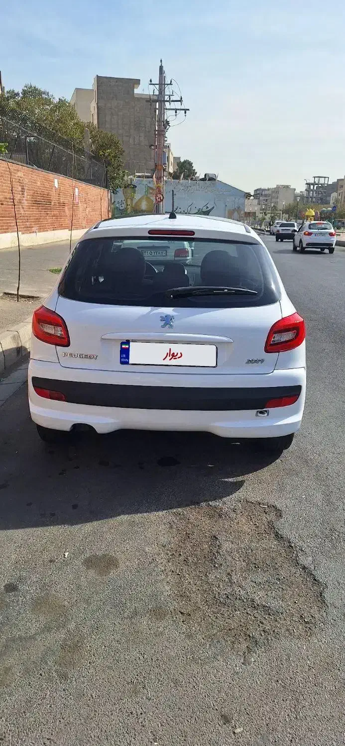 207iپاناروما دنده ای مدل ۱۴۰۱ بی رنگ|خودرو سواری و وانت|تهران, مقدم|دیوار