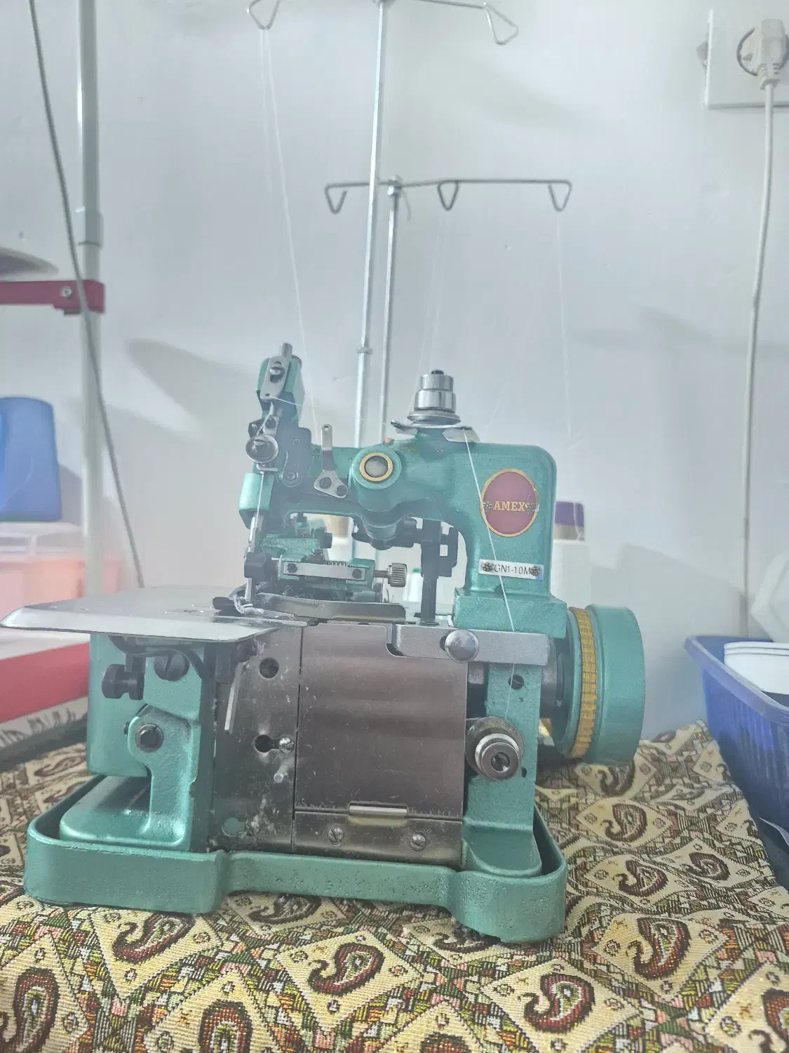 سردوز|چرخ خیاطی و ریسندگی|سیرجان, |دیوار