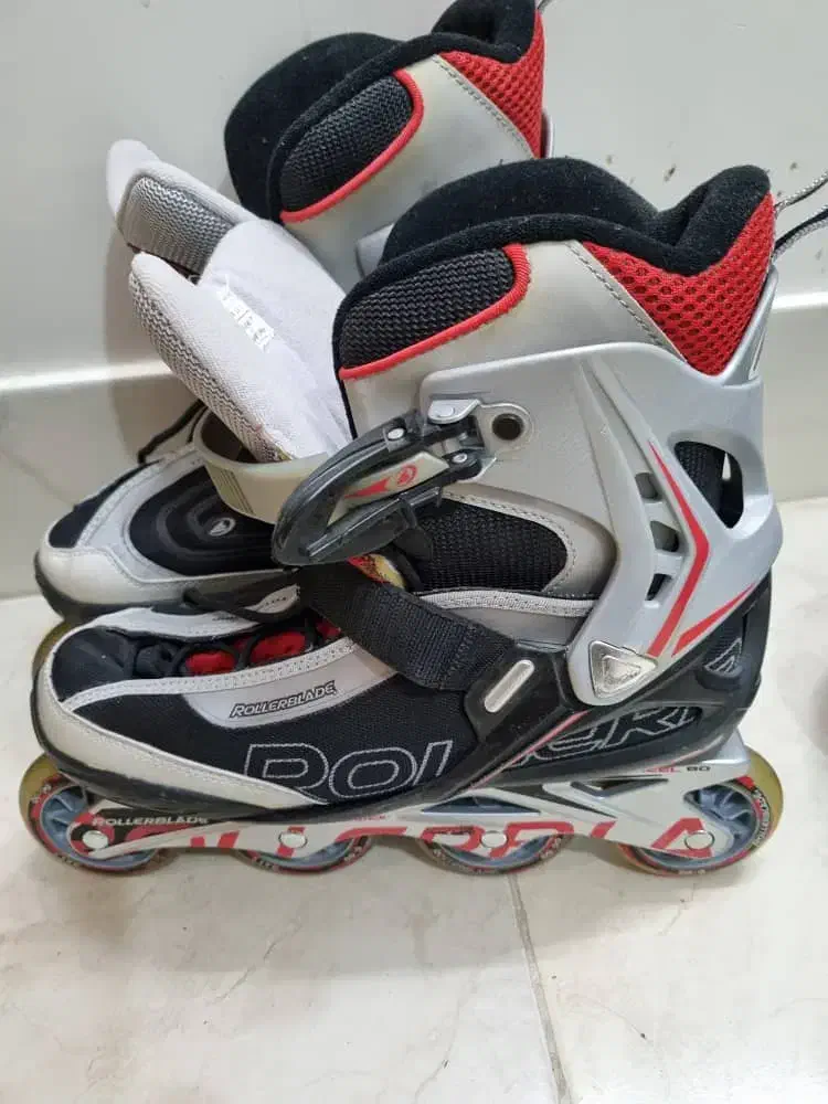 اسکیت Rollerblade|دوچرخه، اسکیت، اسکوتر|اصفهان, پروین|دیوار